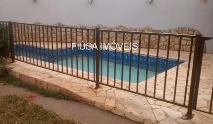 Casa com 3 quartos à venda na Rua Affonso Delloiágono, 1, Parque Residencial Cândido Portinari, Ribeirão Preto por R$ 531.480