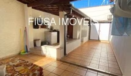 Casa com 3 quartos à venda na Avenida Paris, 1, Independência, Ribeirão Preto por R$ 556.200