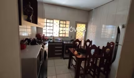 Casa com 2 quartos à venda na Rua Professor Rodarte Ballaben, 1, Jardim Porto Seguro, Ribeirão Preto por R$ 226.600