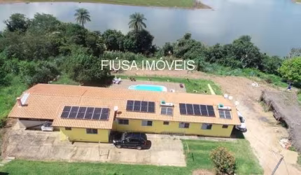 Chácara / sítio com 3 quartos à venda na R, 1, 1, Zona Rural, Cássia por R$ 1.339.000