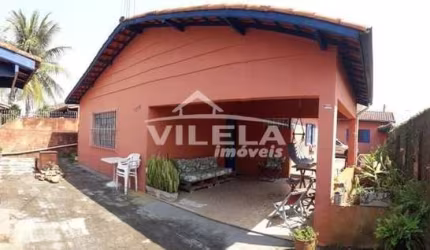 EXCELENTE CASA DE ESQUINA NO INDAIÁ