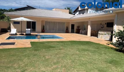 LINDA CASA TÉRREA EM CONDOMÍNIO FECHADO 3 SUÍTES, PISCINA, ÁREA GOURMET 4 VAGAS EM 1000M² DE TERRENO PLANO.MEDEIROS, JUNDIAÍ.