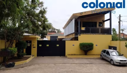 Galpão comercial à venda em Jundiaí-SP, Poste: 8 salas, 6 banheiros, 12 vagas, 712m² - Ótima oportunidade!