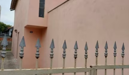 CASA COM 2 QUARTOS NO PARQUE RESIDENCIAL ELOY CHAVES EM JUNDIAÍ