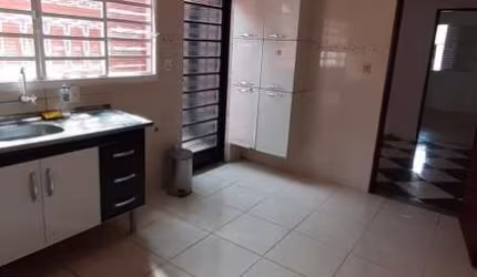 Casa à venda em Jundiaí-SP, na Vila Isabel Eber: 2 quartos, 1 suíte, 1 sala, 2 banheiros, 1 vaga e 80,00 m²!