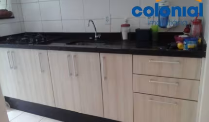 APARTAMENTO 2 QUARTOS, SALA COM SACADA, PISCINA E SEGURANÇA