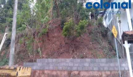 TERRENO COM 317,OOM2 A VENDA JUNDIAÍ -SP