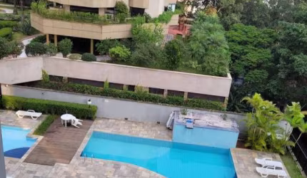 Vendo lindo apt em área nobre , 3 qts sendo 1 suite.