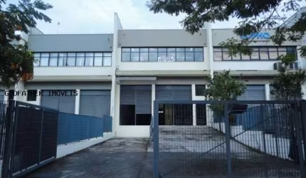 Galpão de 1.000m² para Locação em Alphaville, Rua Privativa