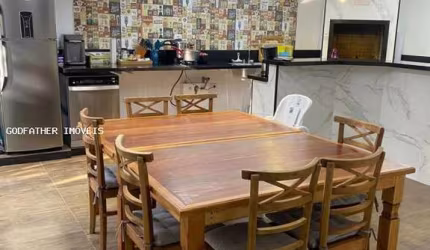 Apartamento Garden a Venda 147m2, 3 Vagas Cobertas, Quintal