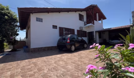 Casa com 4 quartos à venda na Rua Celso Bayma, 761, Barreiros, São José por R$ 960.000