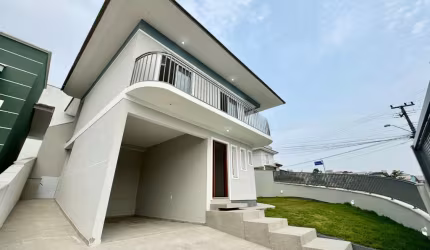 Casa com 3 quartos à venda na Avenida José Francisco Coelho, 1, Forquilhas, São José por R$ 650.000
