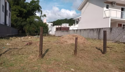 Terreno à venda na Rua Araponga, 7, Sertão do Maruim, São José por R$ 266.000