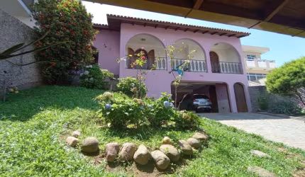 Casa com 4 quartos à venda na Rua Waldemar Ouriques, 300, Capoeiras, Florianópolis por R$ 2.200.000