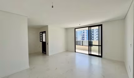 Apartamento com 2 quartos à venda na Avenida Presidente Nereu Ramos, 1039, Campinas, São José por R$ 899.000