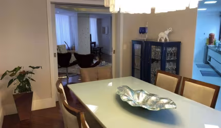 Apartamento com 4 quartos à venda na Avenida Beira Mar Norte, 3886, Agronômica, Florianópolis por R$ 1.980.000