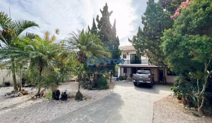 Casa com 6 quartos à venda na Rua Jacinto Damásio, 323, Serraria, São José por R$ 1.100.000