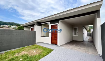 Casa com 3 quartos à venda na Rua Idivaldo Horácio da Silveira, 30, Ipiranga, São José por R$ 515.000