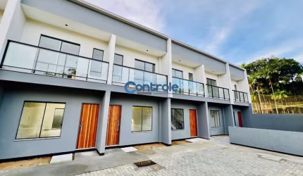 Casa com 2 quartos à venda na Rua Dom Hélder Câmara, 82, Real Parque, São José por R$ 360.000