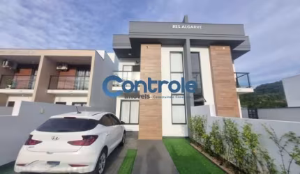 Casa com 3 quartos à venda na Rua Ametista, 231, Bela Vista, Palhoça por R$ 530.000