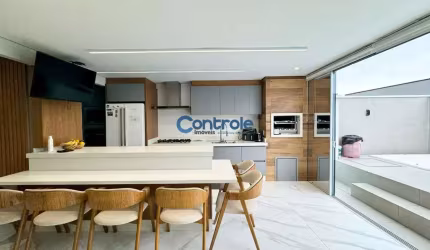 Casa em condomínio fechado com 2 quartos à venda na Avenida Paulo Roberto Vidal, 1454, Bela Vista, Palhoça por R$ 615.000