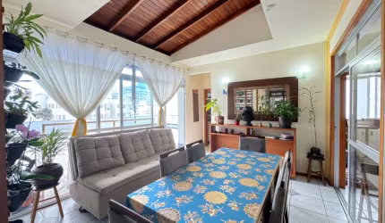 Apartamento com 4 quartos à venda na Avenida Catarina Becker, 133, Estreito, Florianópolis por R$ 950.000