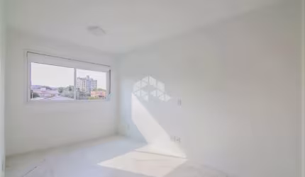 2 dormitórios suíte, desocupado 1 garagem Infra completa próximo ao  Zaffari da Otto .