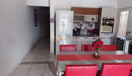 Casa à Venda de Bairro em Jundiaí