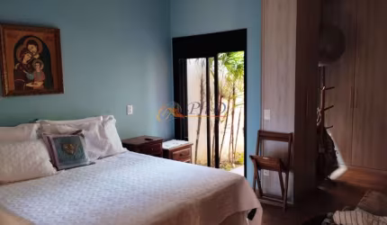 Casa com 3 quartos à venda na Rua Luiz Burckarte, Horto Santo Antonio, Jundiaí por R$ 1.450.000