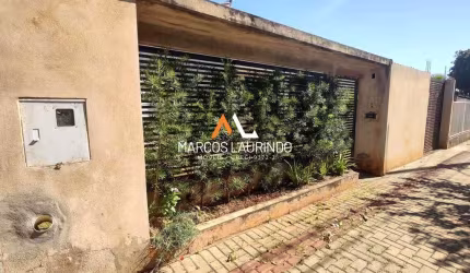 Casa à venda no bairro Messiânico - Londrina/PR