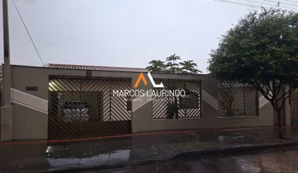 Casa à venda no bairro Vila Rica - Londrina/PR