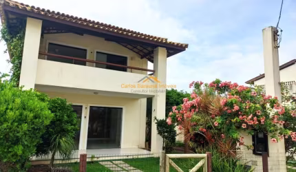 Casa duplex 5/4 com grande área externa condominio próximo genesis Stella Maris