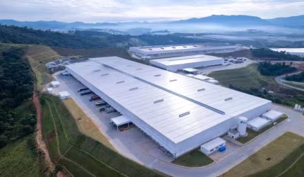 Galpão 6.629m² 08 docas Extrema Rodovia Fernão Dias