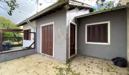 Casa próxima ao mar em Tramandaí!