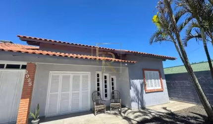 Excelente casa com piscina em Nova Tramandaí