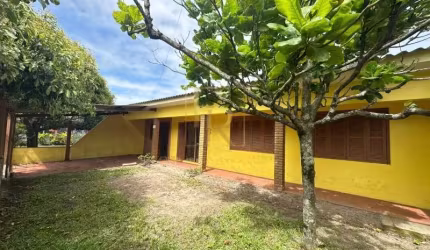 Casa próxima ao mar em Tramandaí Sul!