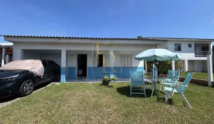 CASA COM 03 DORMITORIOS PROXIMO AO MAR NO BALNEARIO JARDIM ATLANTICO