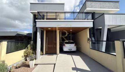 Casa de alto padrão a venda em Nova Tramandaí!