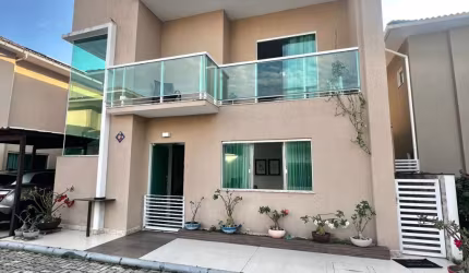 Imagine-se vivendo em uma casa elegante, sofisticada e extremamente aconchegante!