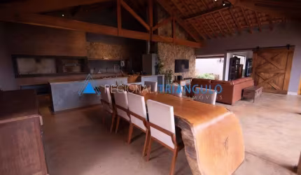 Casa a Venda Condomínio Mário Franco