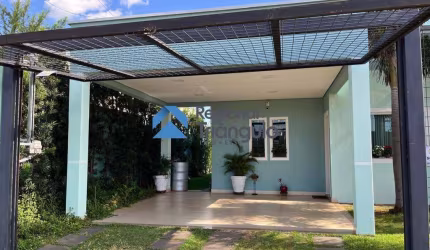 Excelente Casa a Venda no Laranjeiras de Porteira Fechada
