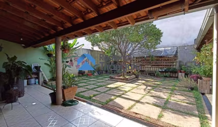Casa de 3 quartos no Parque das Américas