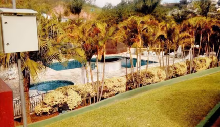 Lote no Condomínio Hills 3, Arujá-SP 450 mts