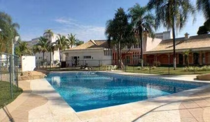 Apartamento térreo, condomínio Parque Sicília