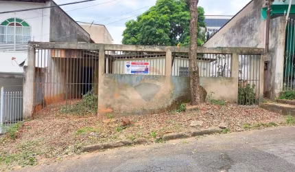 Casa para Demolição com Lote de 267m², no Ideal em Ipatinga, MG.