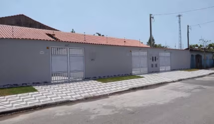Casa à venda em Mongaguá/SP