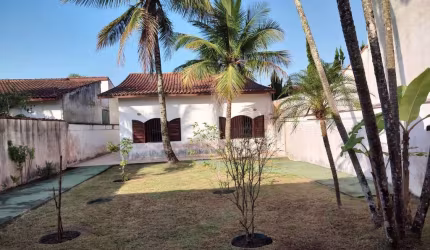 Casa em avenida comercial!
