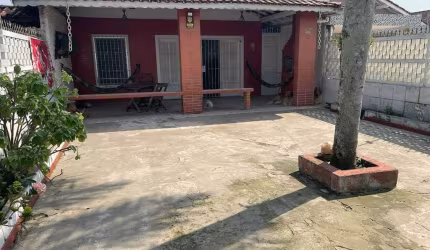 Casa à venda em Mongaguá/SP