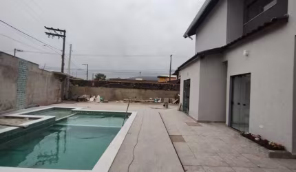 Casa à venda em Itanhaém/SP