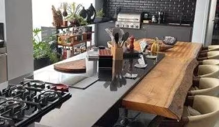 Apartamento lindo mobiliado 252 metros - 3 suítes 3 vagas vista livre